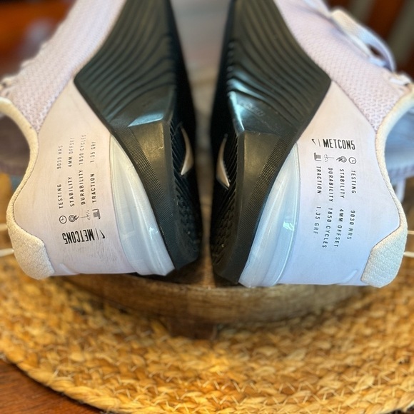 NIKE METCON 5 Lavender/Black size 9 Training shoes in great pre-owned condition - Picture 12 of 13